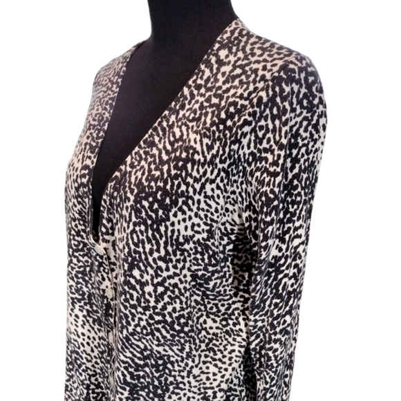 MERONA Button Animal Peint Sweater - Picture 2 of 4